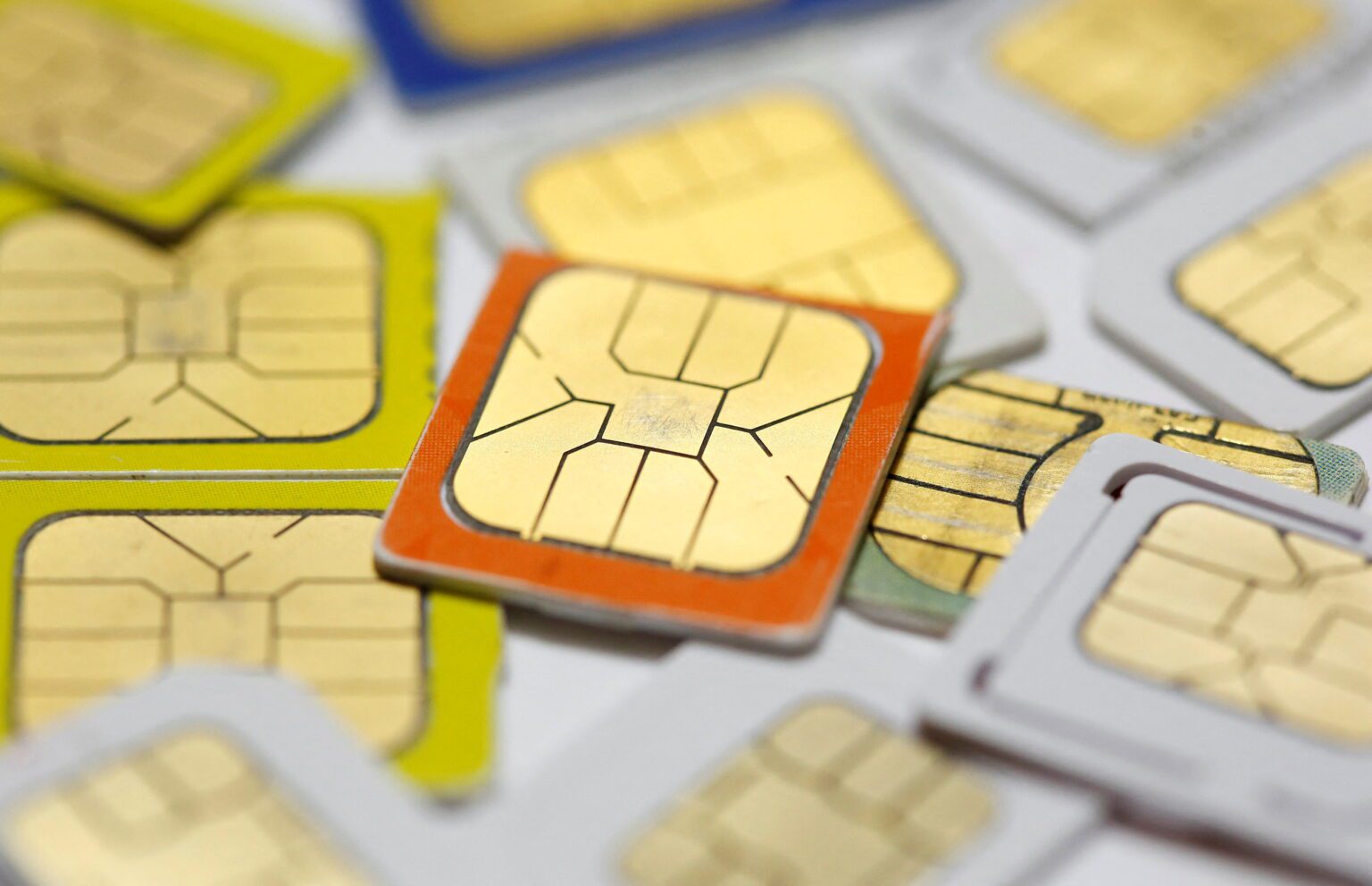 ¿Cómo saber cuántas sim card chip tengo a mi nombre?