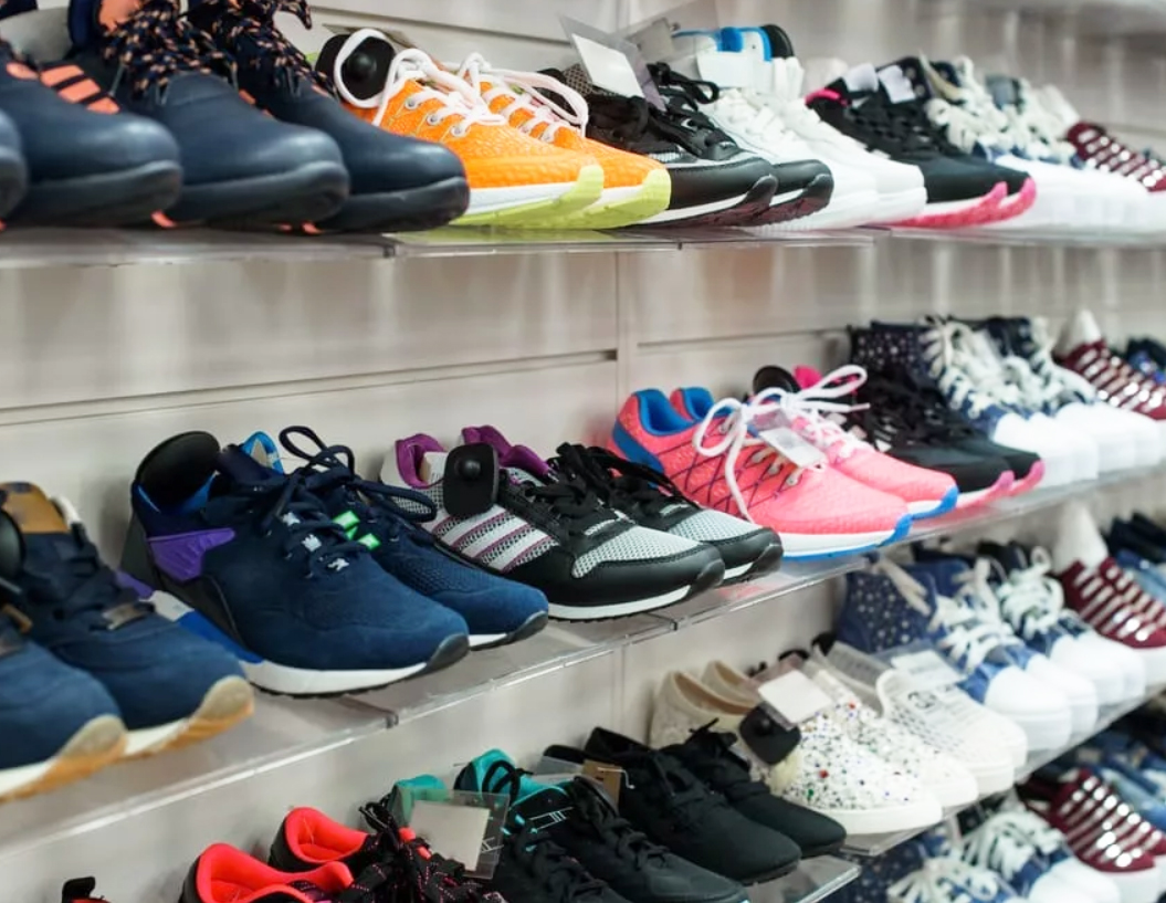 Qué zapatillas elegir si priorizas estabilidad al caminar
